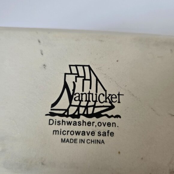 Nantucket Stoneware Mini Loaf Rooster-Themed Rectangular Baking Dish - Picture 2 of 15